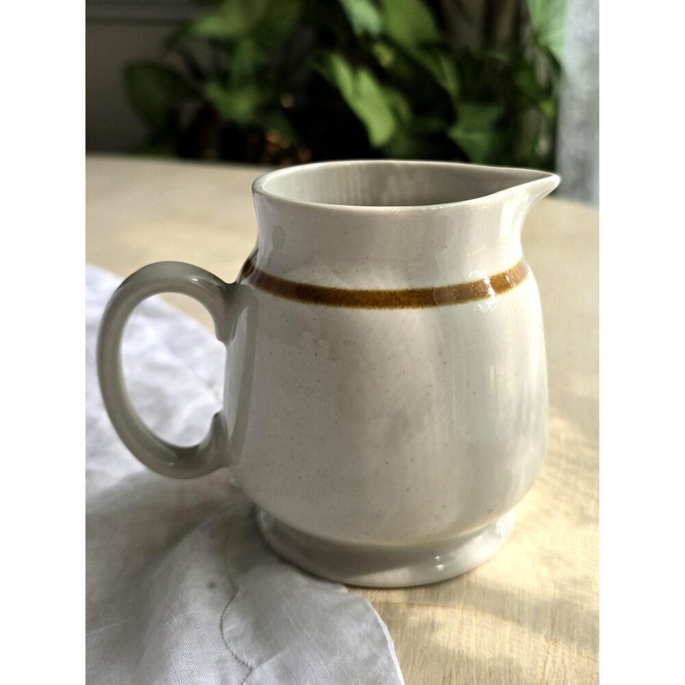 Vintage Mountain Wood Stoneware Creamer pitcher Japan beige brown stripe speckle